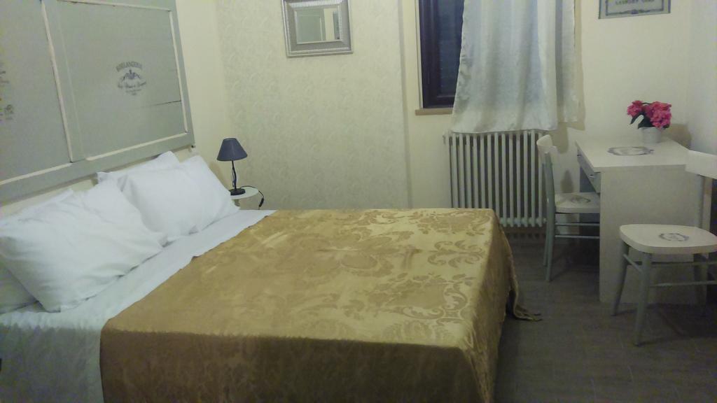 Hotel Nonna Caro Fermo Exterior foto